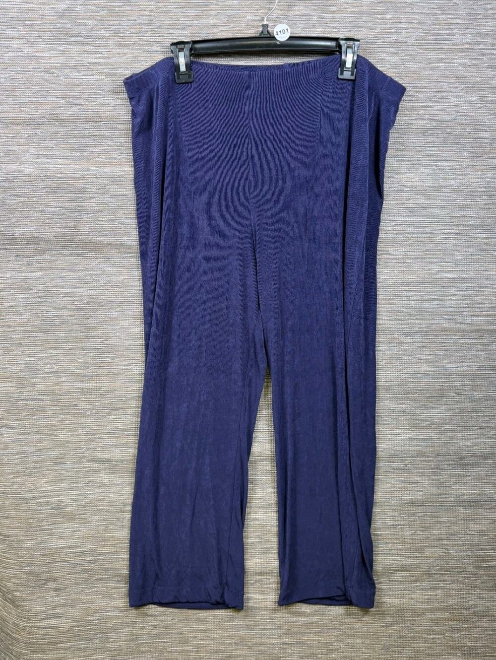 Chico’s Slinky Stretchy No Tummy Pants Womens Size 3P US XLP Purple Wide-Leg